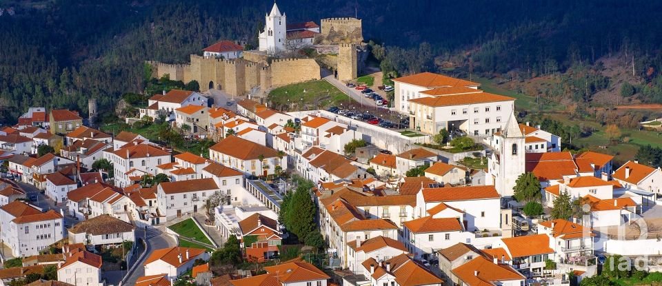 Terreno urbano em Podentes de 2 088 m²