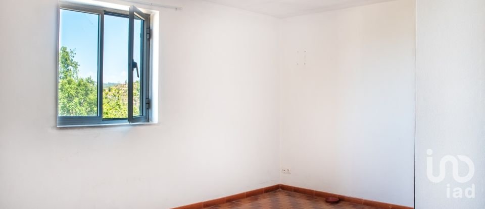 Moradia T3 em São Martinho da Cortiça de 127 m²