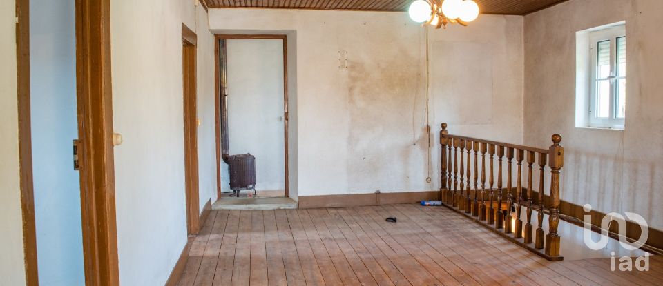 Moradia T3 em São Martinho da Cortiça de 127 m²