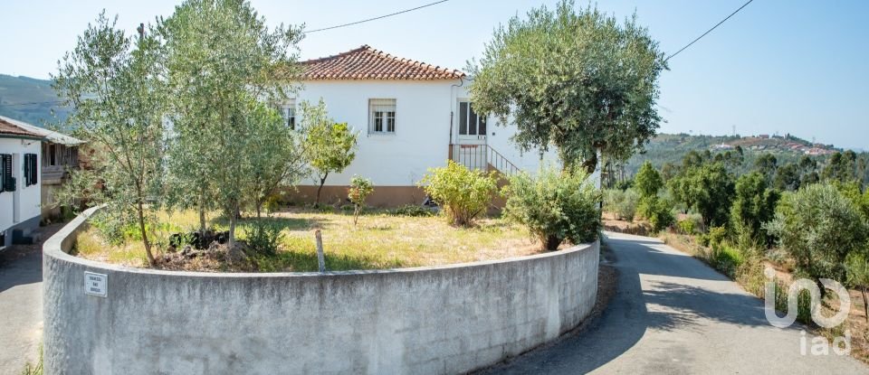 Moradia T3 em São Martinho da Cortiça de 127 m²