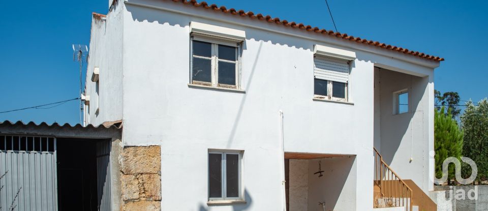 Moradia T3 em São Martinho da Cortiça de 127 m²