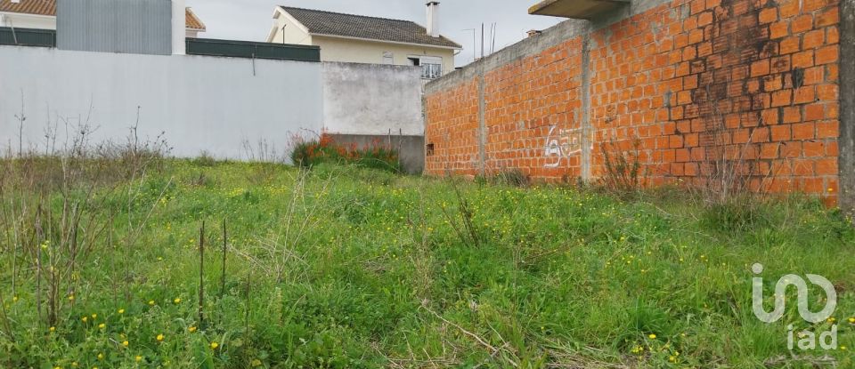 Parking in Santarém (Marvila), Santa Iria Da Ribeira De Santarém, Santarém (São Salvador) E Santarém (São Nicolau) of 300 m²