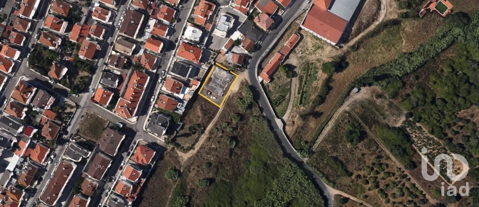 Parking in Santarém (Marvila), Santa Iria Da Ribeira De Santarém, Santarém (São Salvador) E Santarém (São Nicolau) of 300 m²