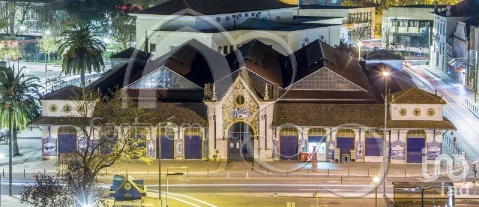 Parking in Santarém (Marvila), Santa Iria Da Ribeira De Santarém, Santarém (São Salvador) E Santarém (São Nicolau) of 300 m²