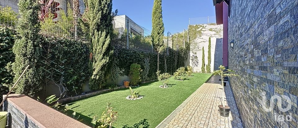 House T4 in São Martinho of 446 m²