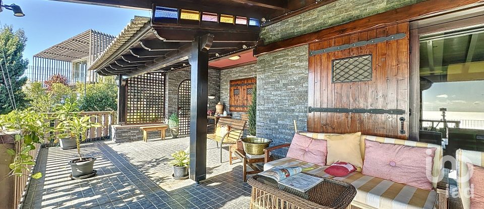 House T4 in São Martinho of 446 m²