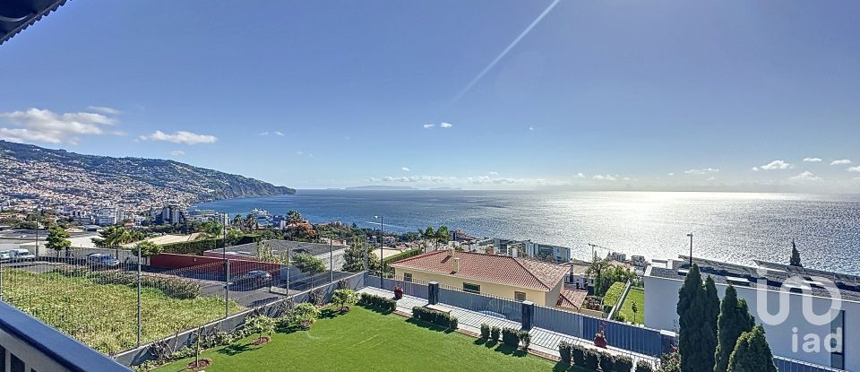 House T4 in São Martinho of 446 m²