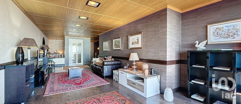 House T4 in São Martinho of 446 m²