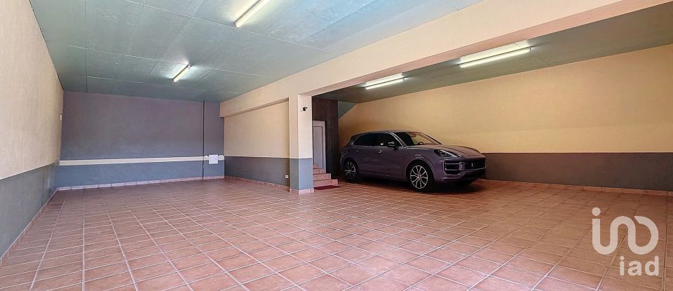 House T4 in São Martinho of 446 m²