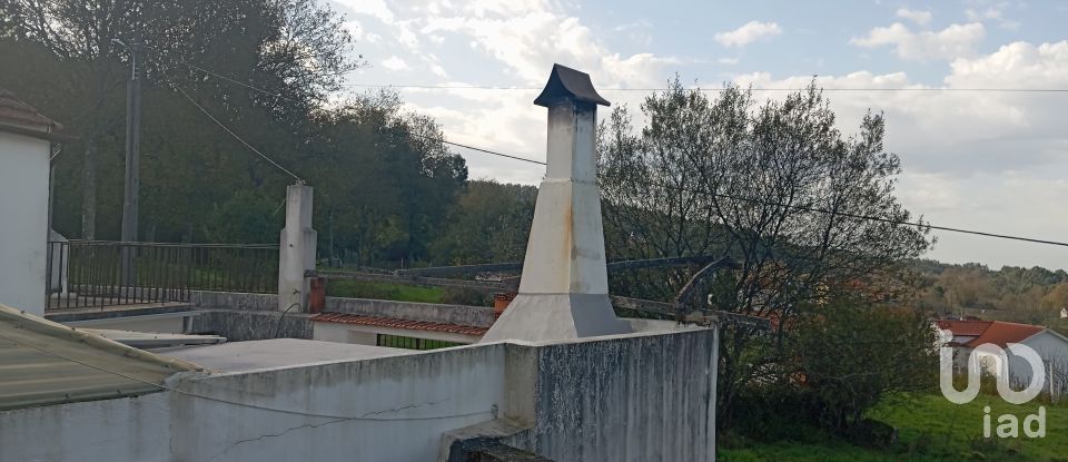 Maison T3 à Vila Nova de 140 m²