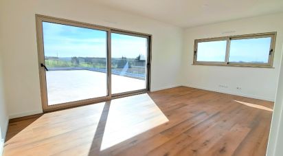 Maison T3 à Atouguia da Baleia de 262 m²