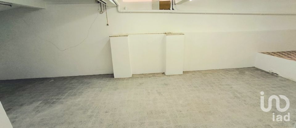 Boutique/Local commercial à São Domingos De Benfica de 237 m²