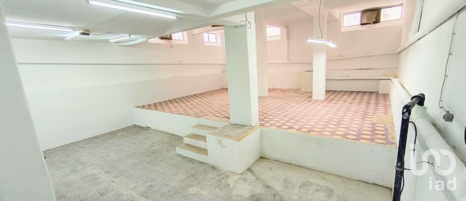 Boutique/Local commercial à São Domingos De Benfica de 237 m²