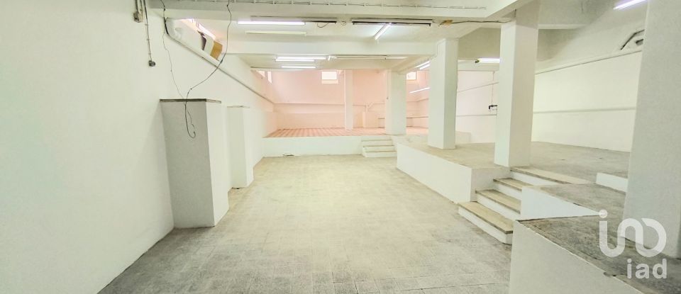 Boutique/Local commercial à São Domingos De Benfica de 237 m²