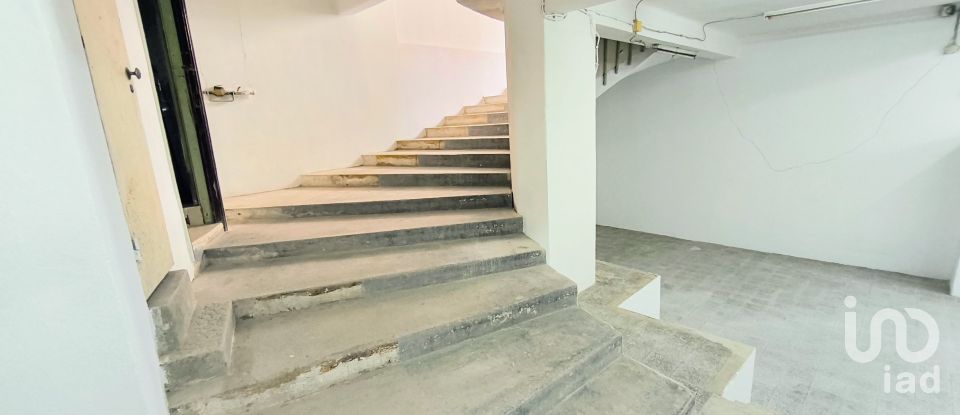 Boutique/Local commercial à São Domingos De Benfica de 237 m²