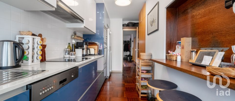 House T7 in Paranhos of 314 m²