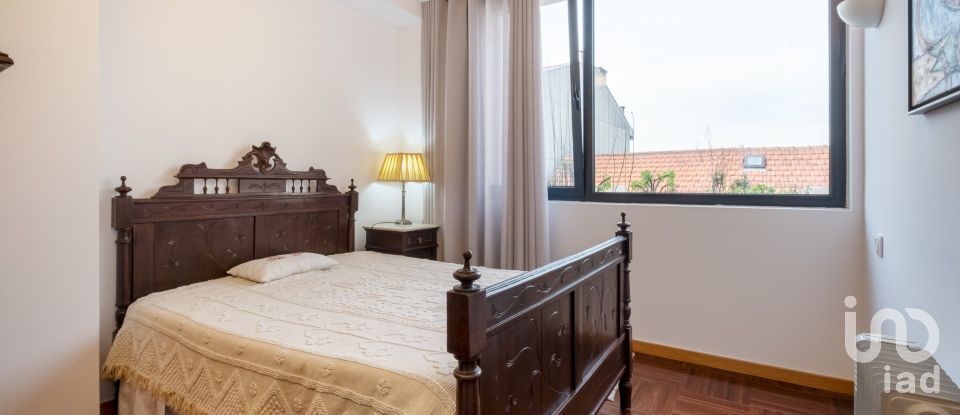 House T7 in Paranhos of 314 m²