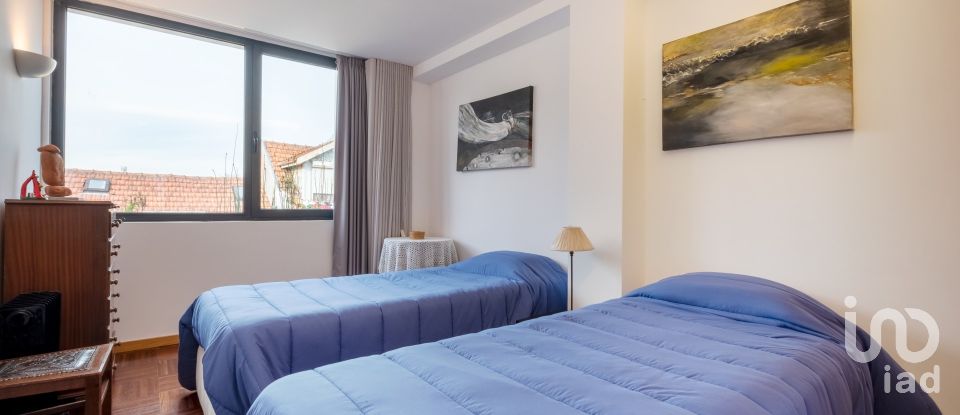 House T7 in Paranhos of 314 m²