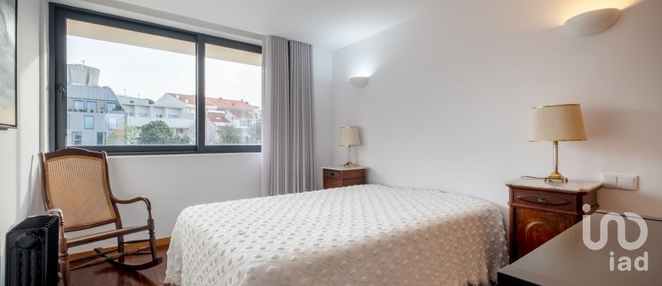 House T7 in Paranhos of 314 m²