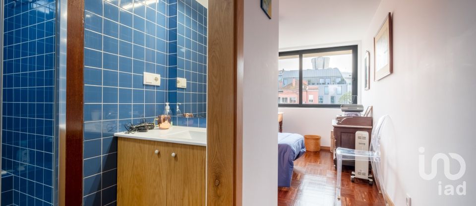 House T7 in Paranhos of 314 m²