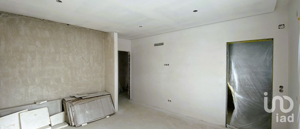Maison T4 à Azeitão (São Lourenço e São Simão) de 260 m²