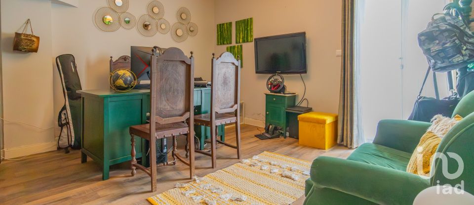 Moradia T4 em Machico de 207 m²