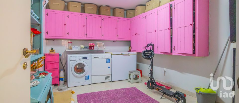 Moradia T4 em Machico de 207 m²