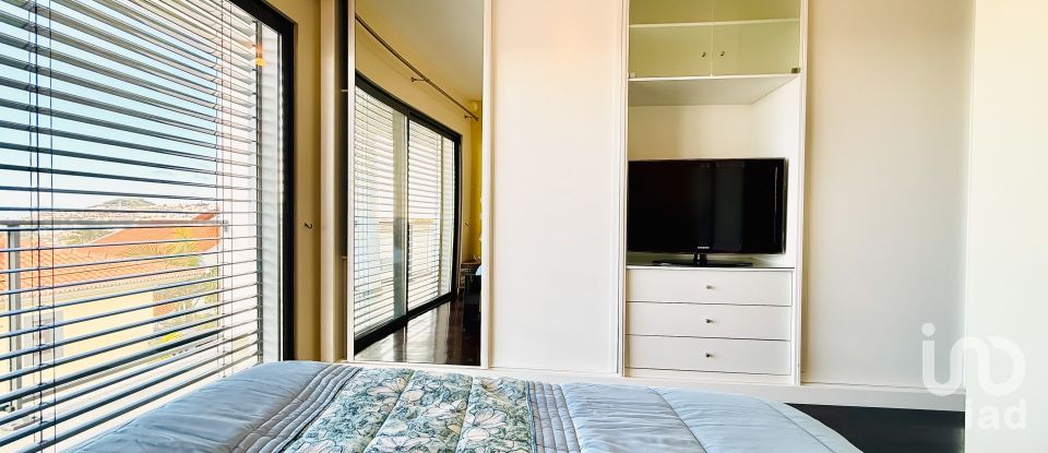 House T3 in Funchal (Santa Maria Maior) of 183 m²