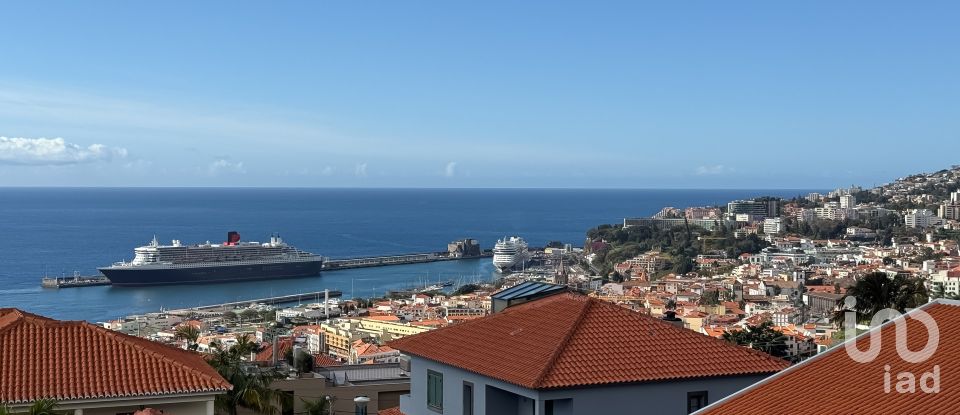 House T3 in Funchal (Santa Maria Maior) of 183 m²