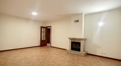 Maison T3 à Branca de 270 m²