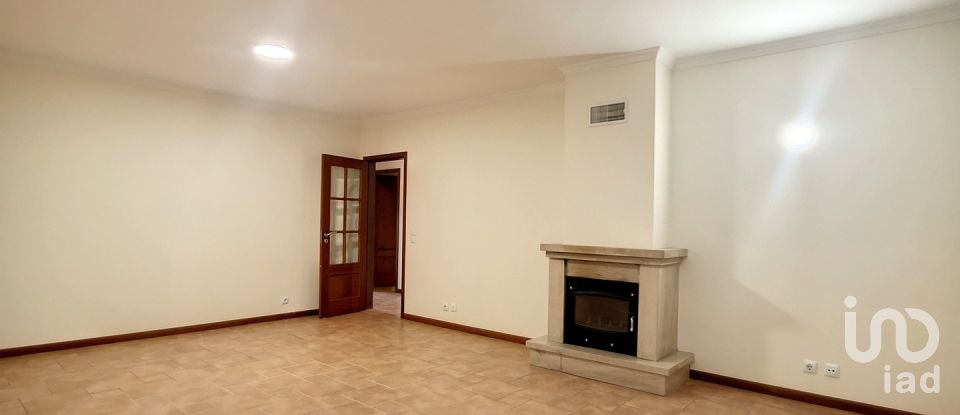 Moradia T3 em Branca de 270 m²