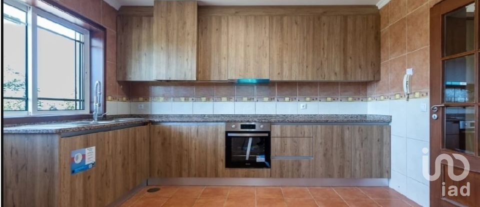 Moradia T3 em Branca de 270 m²