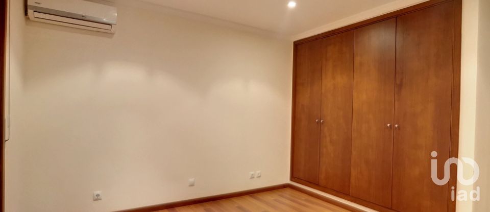 Moradia T3 em Branca de 270 m²