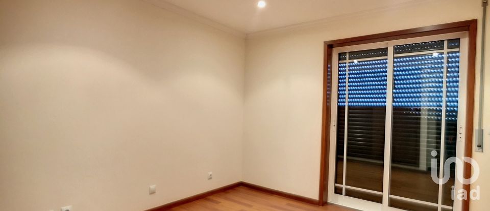 Moradia T3 em Branca de 270 m²