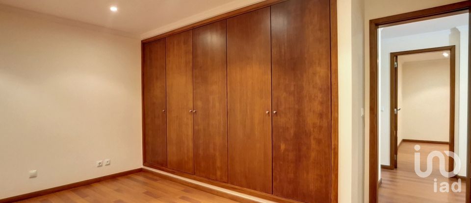 Moradia T3 em Branca de 270 m²