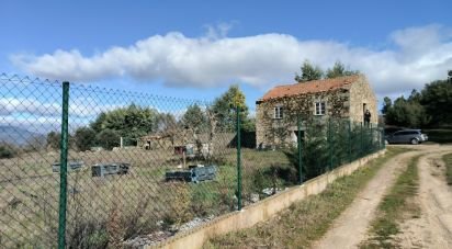 Maison rustique T3 à Caria de 126 m²