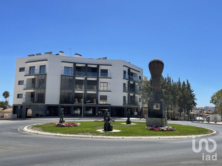 Boutique/Local commercial à Almancil de 91 m²