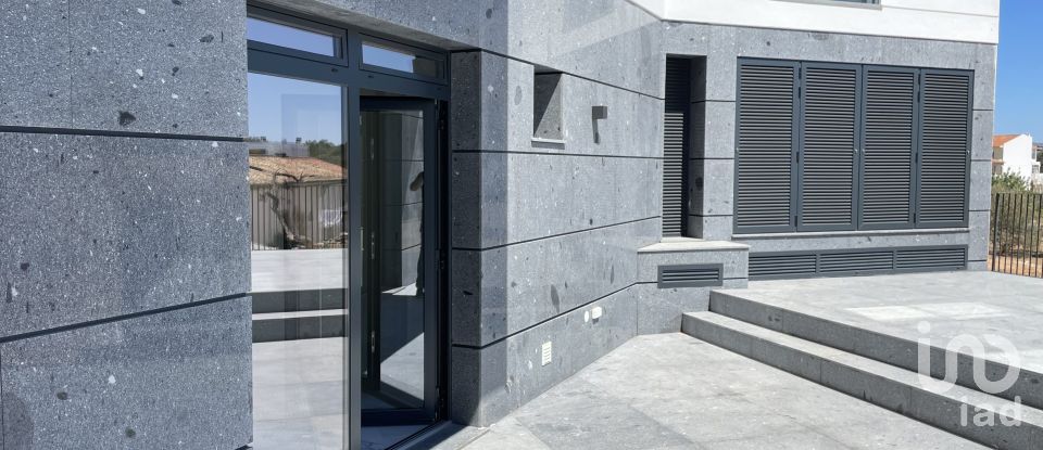 Boutique/Local commercial à Almancil de 91 m²