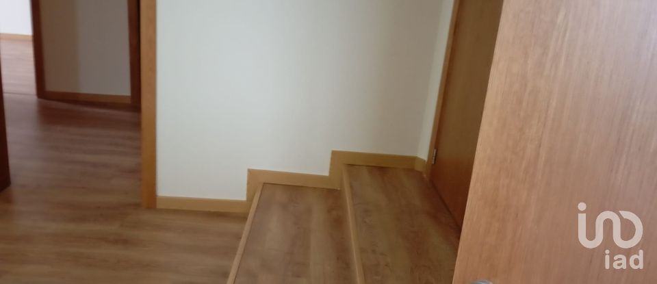 Moradia T5 em Torre de Moncorvo de 380 m²