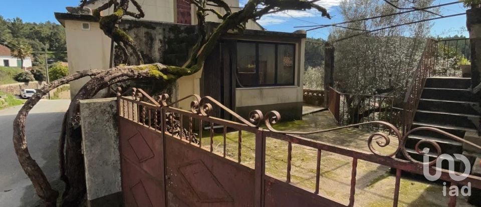 House T3 in Sobreira Formosa e Alvito da Beira of 90 m²