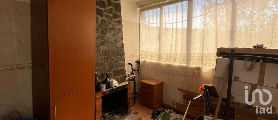 House T3 in Sobreira Formosa e Alvito da Beira of 90 m²