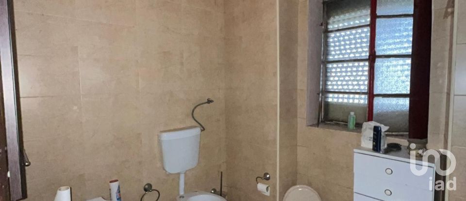 House T3 in Sobreira Formosa e Alvito da Beira of 90 m²