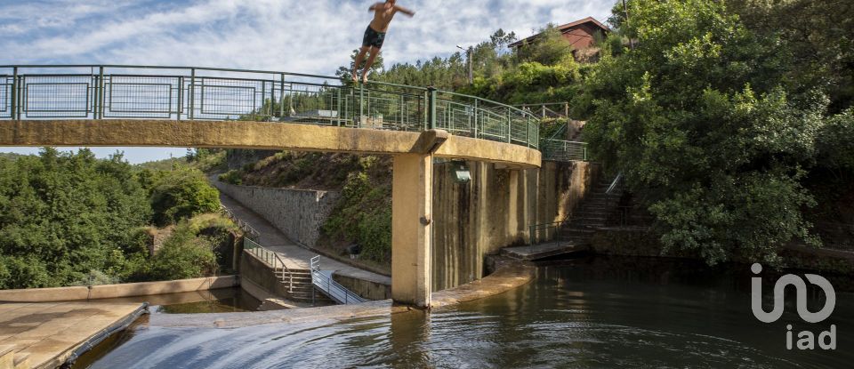 House T3 in Sobreira Formosa e Alvito da Beira of 90 m²