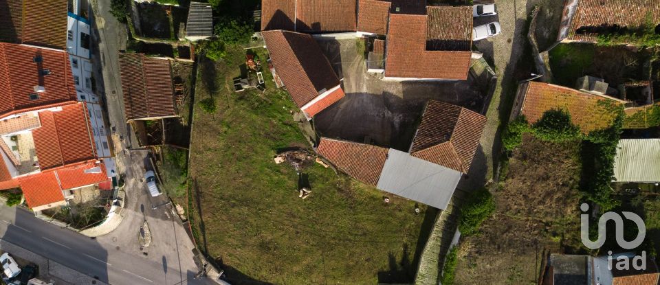 House T4 in A dos Negros of 339 m²