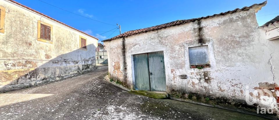 House T4 in A dos Negros of 339 m²