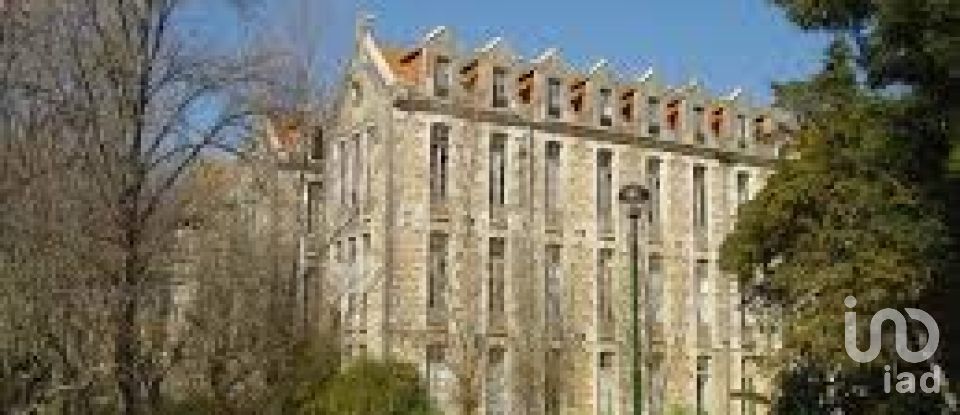 House T4 in A dos Negros of 339 m²