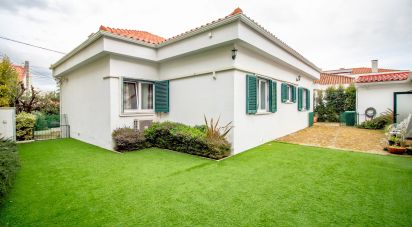 House T3 in Algueirão-Mem Martins of 180 m²