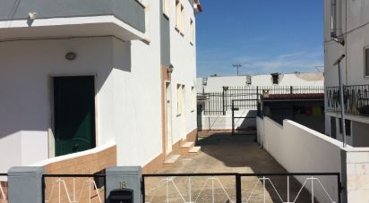 Appartement T2 à Caia, São Pedro e Alcáçova de 104 m²