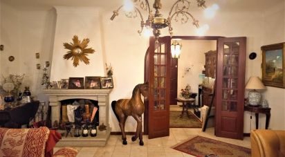 Maison T2 à Santa Bárbara de Nexe de 100 m²