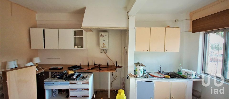 Maison T2 à Santa Bárbara de Nexe de 100 m²